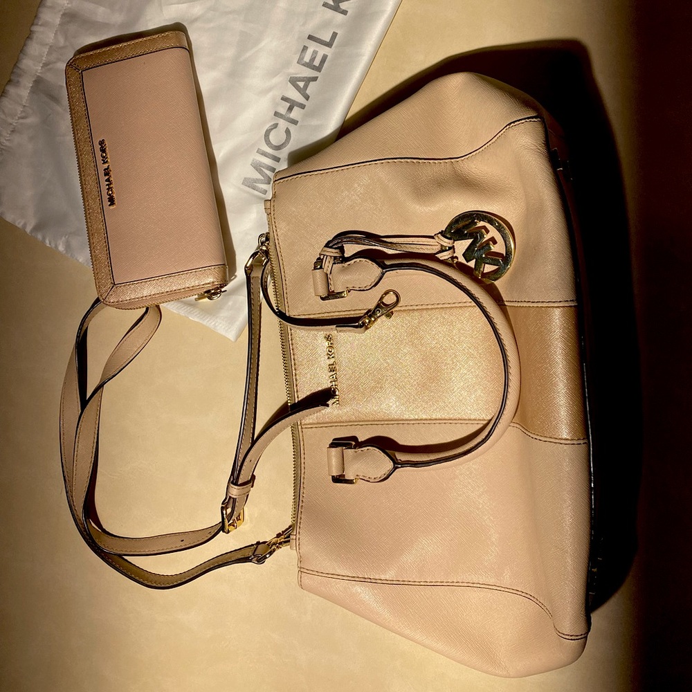 Michael Kors purse & wallet